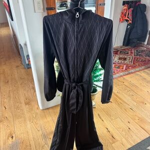 WOMEN'S BLACK NWT JUMPSUIT SIZE SMALL